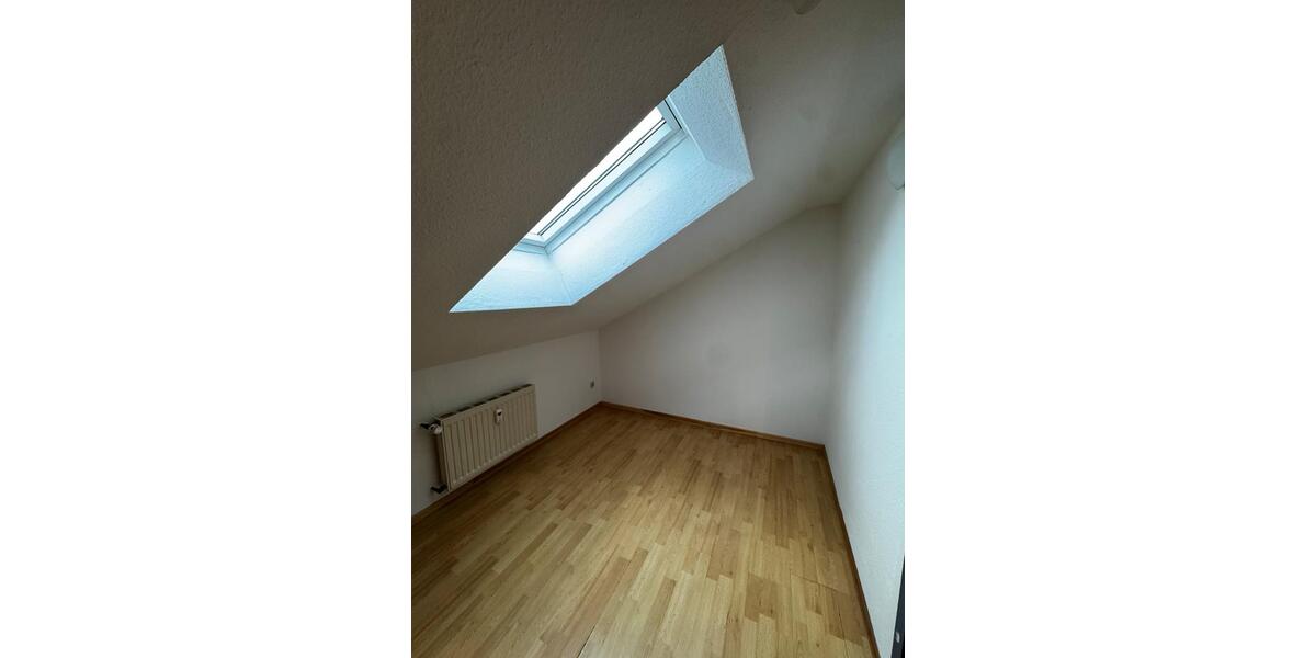 Dachgeschoßwohnung Erbach - 2 Zimmer, 53 m&sup2;, 800&euro; | Angebot:26648501