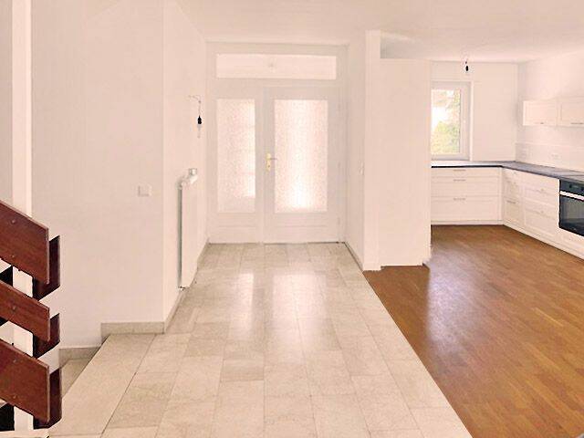 Einfamilienhaus Frankfurt am Main Seckbach - 7 Zimmer, 185 m&sup2;, 2.900&euro; | Angebot:26806913