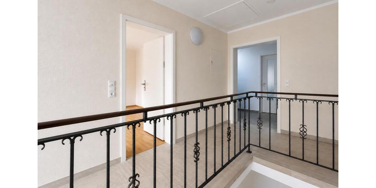 Etagenwohnung Mannheim Almenhof - 4 Zimmer, 122 m&sup2;, 1.420&euro; | Angebot:26679790