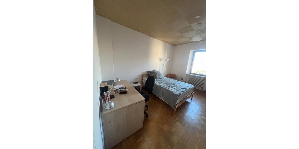 Wohnen auf Zeit Regensburg Galgenberg - 4 Zimmer, 18 m&sup2;, 500&euro; | Angebot:26406246