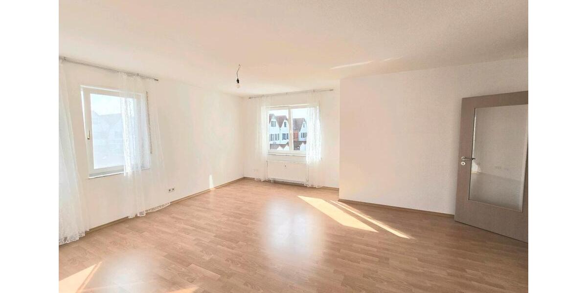 Etagenwohnung Bad Dürkheim - 2 Zimmer, 65 m&sup2;, 890&euro; | Angebot:25451396