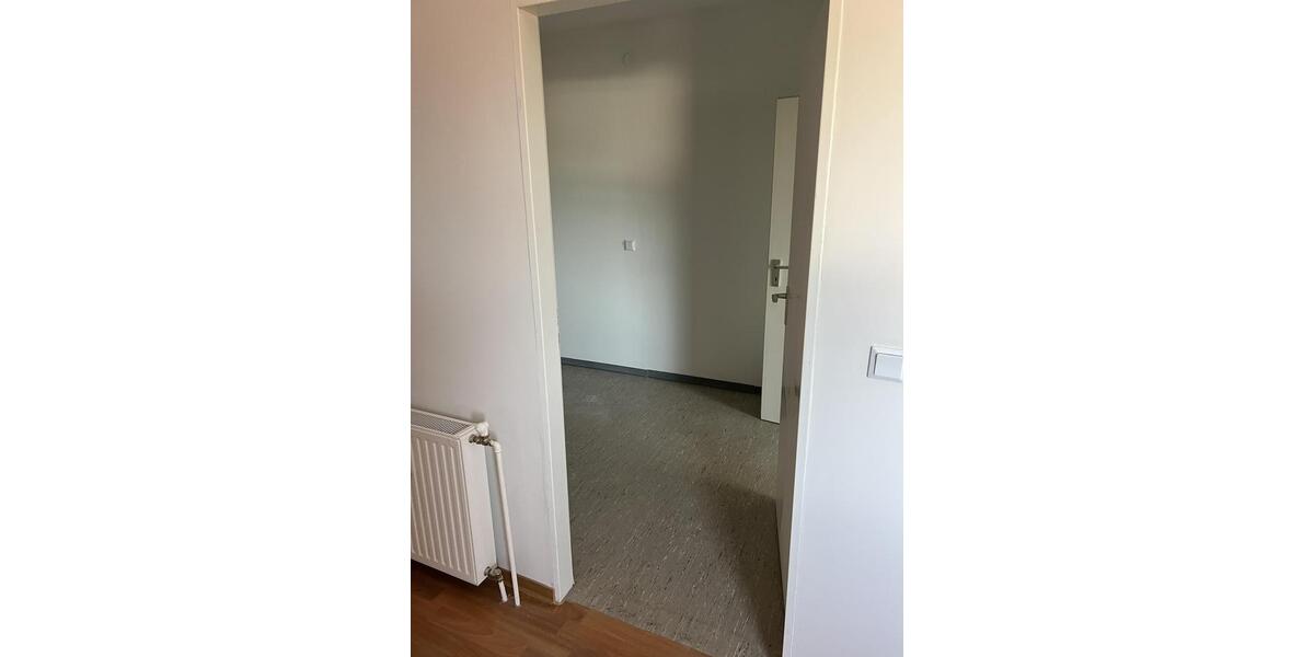 Etagenwohnung Bergen - 2 Zimmer, 60 m&sup2;, 470&euro; | Angebot:26413963