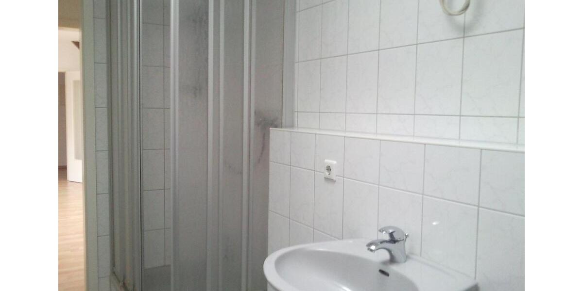 Dachgeschoßwohnung Bernburg (Saale) - 2 Zimmer, 63 m&sup2;, 410&euro; | Angebot:25715837