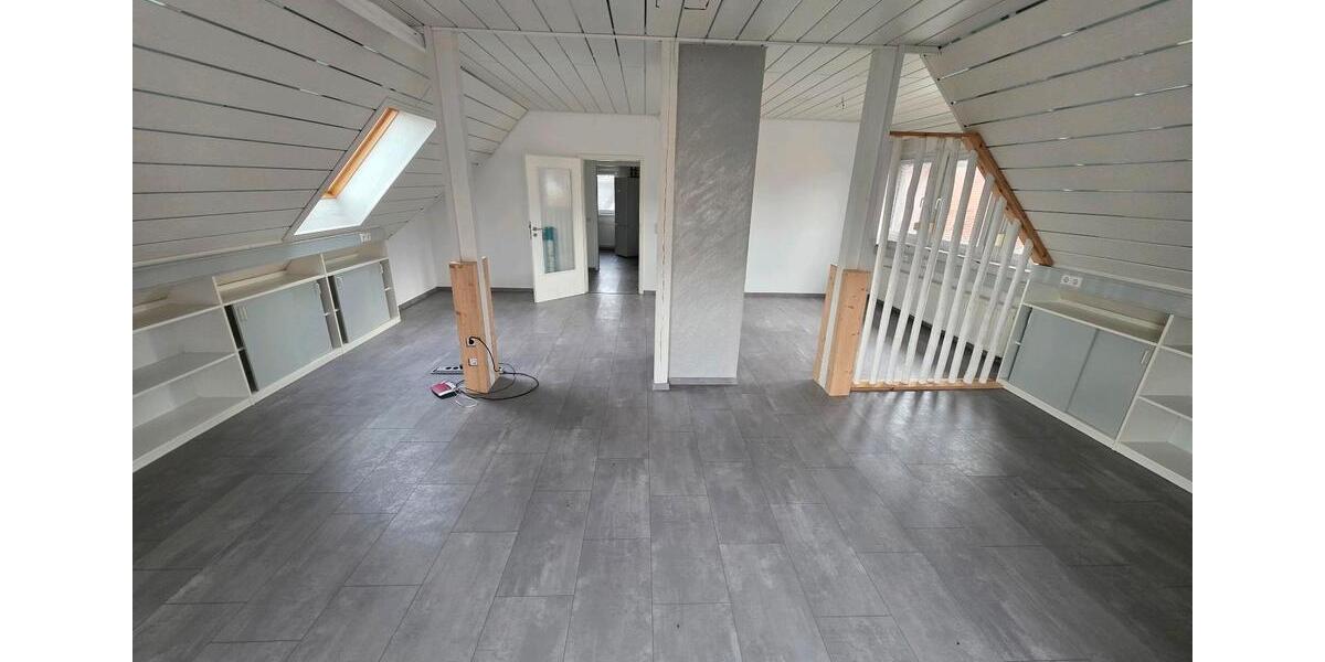 Dachgeschoßwohnung Geislingen - 2 Zimmer, 77 m&sup2;, 900&euro; | Angebot:25716857