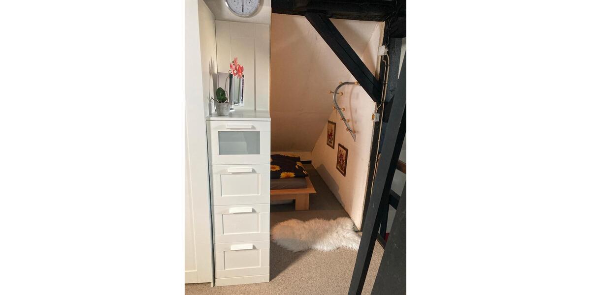 Wohnen auf Zeit Glashütten - 3 Zimmer, 75 m&sup2;, 75&euro; | Angebot:25935479