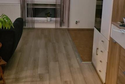 Wohnung Tussenhausen - 3 Zimmer, 82 m&sup2;, 830&euro; | Angebot:25207632