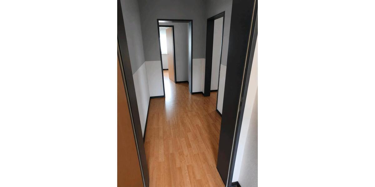 Etagenwohnung Prüm - 3 Zimmer, 90 m&sup2;, 740&euro; | Angebot:26688048