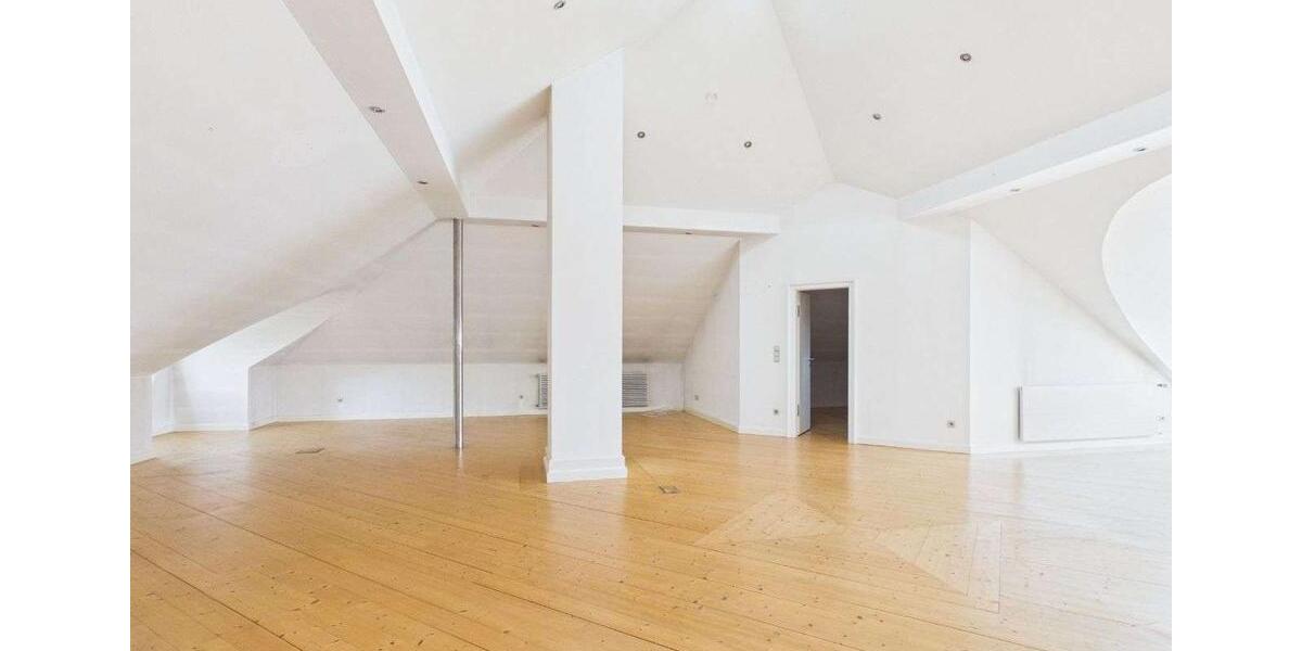 Dachgeschoßwohnung Regensburg Das Dörnberg - 2 Zimmer, 122 m&sup2;, 1.500&euro; | Angebot:26432751