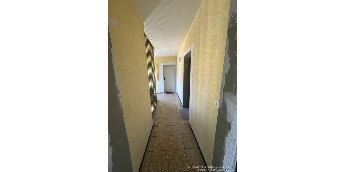 Etagenwohnung Pforzheim Südweststadt - 2 Zimmer, 65 m&sup2;, 700&euro; | Angebot:25734507