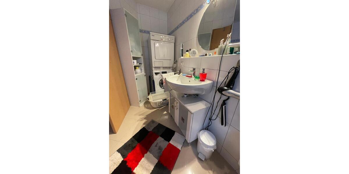 Etagenwohnung Bensheim - 4 Zimmer, 140 m&sup2;, 1.600&euro; | Angebot:24842527