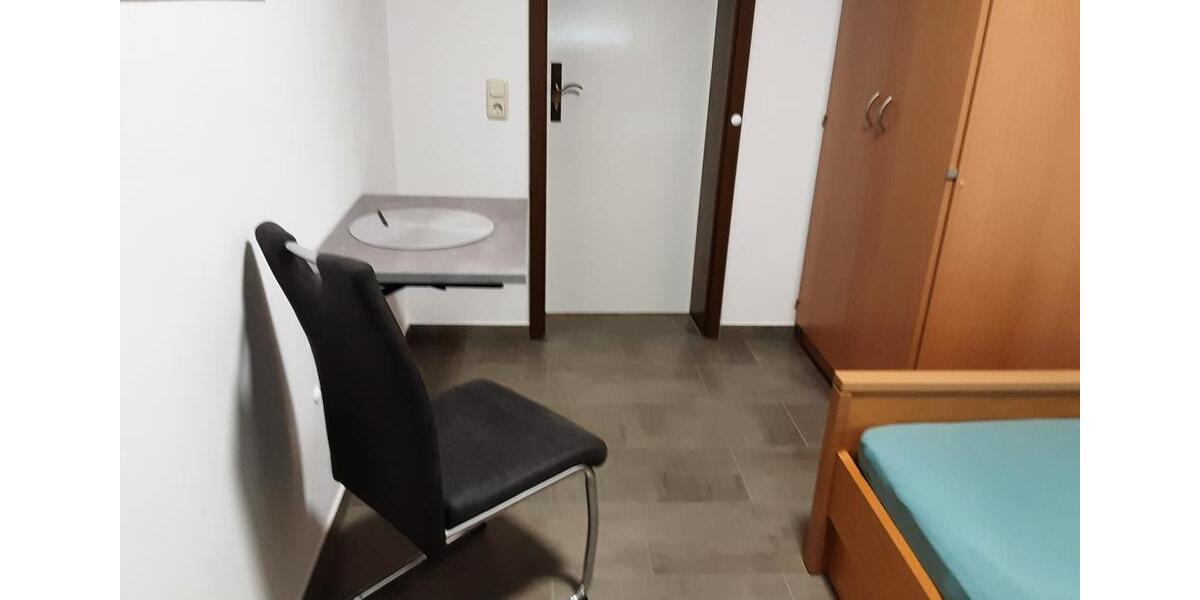 Erdgeschoßwohnung Rheda-Wiedenbrück Wiedenbrück - 1 Zimmer, 18 m&sup2;, 325&euro; | Angebot:25235985