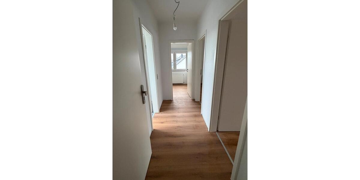 Dachgeschoßwohnung Solingen Aufderhöhe - 2 Zimmer, 54 m&sup2;, 459&euro; | Angebot:24977451