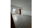 Etagenwohnung Eschershausen - 3 Zimmer, 90 m&sup2;, 450&euro; | Angebot:25046276