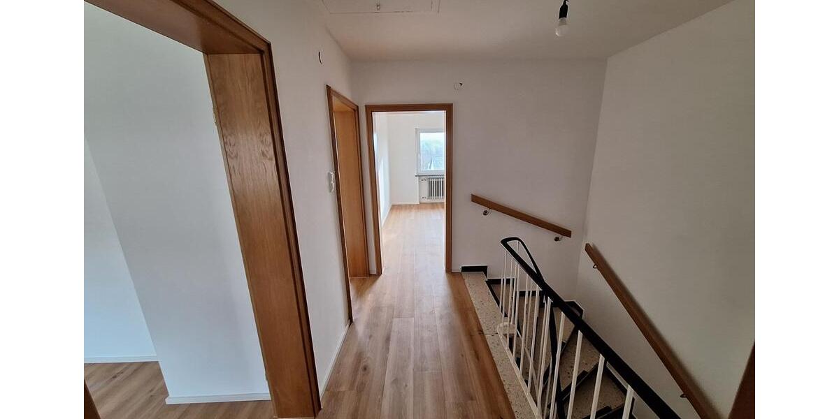 Reihenhaus Kronach - 4 Zimmer, 102 m&sup2;, 1.050&euro; | Angebot:24844306