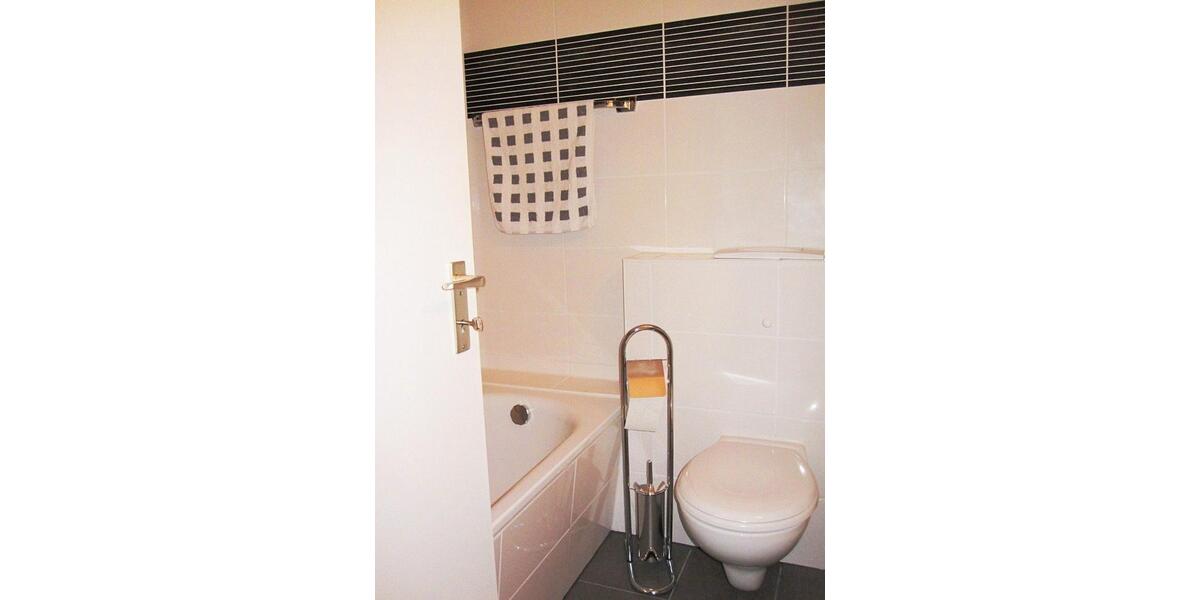 Etagenwohnung Hamburg Wandsbek - 1 Zimmer, 38 m&sup2;, 760&euro; | Angebot:26688765