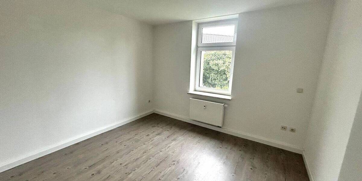 Etagenwohnung Limbach-Oberfrohna Kändler - 2 Zimmer, 48 m&sup2;, 312&euro; | Angebot:26752443