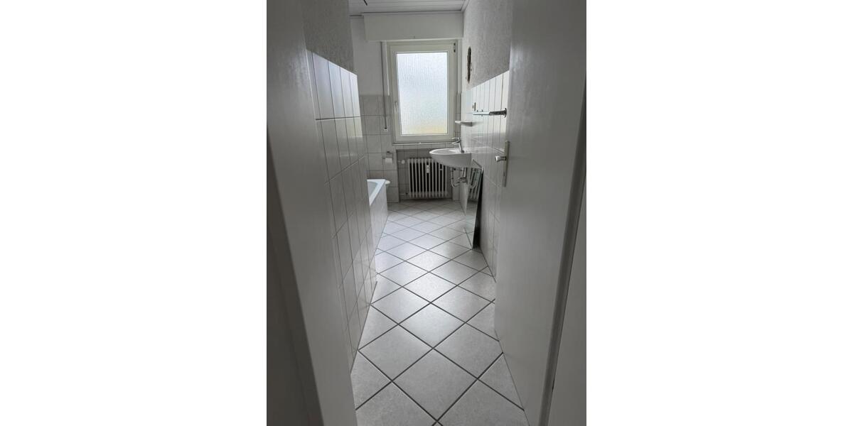 Etagenwohnung Fröndenberg (Ruhr) - 3 Zimmer, 84 m&sup2;, 530&euro; | Angebot:25406194