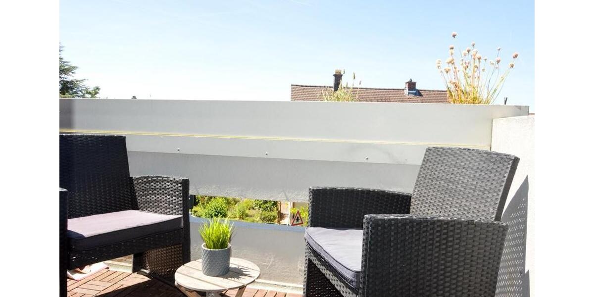 Dachgeschoßwohnung Sennfeld - 4.5 Zimmer, 108 m&sup2;, 1.030&euro; | Angebot:25900773