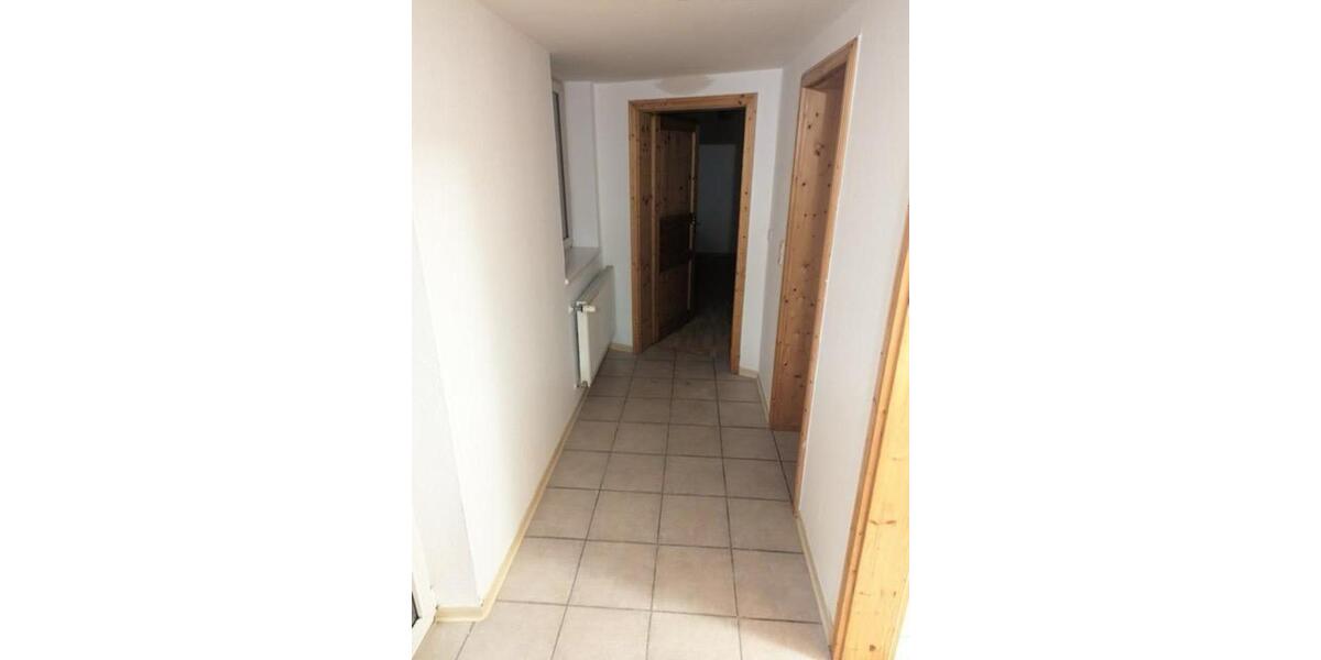 Erdgeschoßwohnung Bad Königshofen im Grabfeld - 3 Zimmer, 70 m&sup2;, 560&euro; | Angebot:24599994