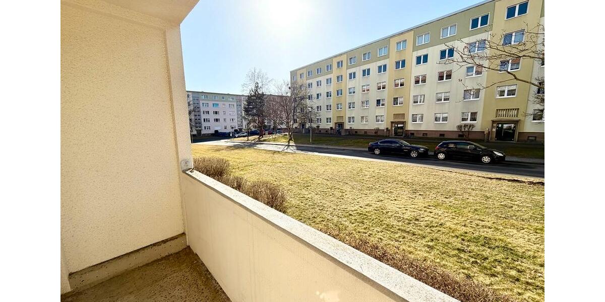 Etagenwohnung Meerane - 3 Zimmer, 60 m&sup2;, 420&euro; | Angebot:26477534