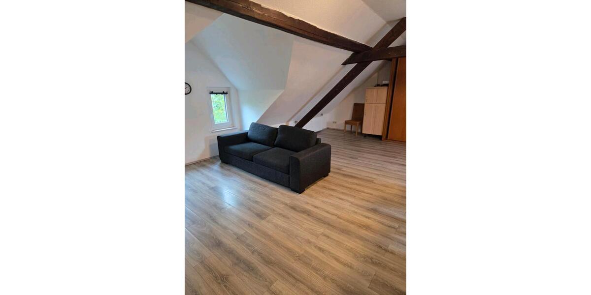 Dachgeschoßwohnung Weeze - 1 Zimmer, 65 m&sup2;, 950&euro; | Angebot:26413936