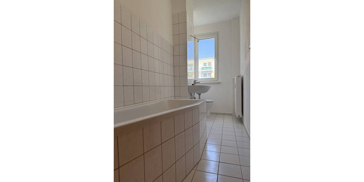 Etagenwohnung Bad Dürrenberg - 3 Zimmer, 60 m&sup2;, 382&euro; | Angebot:26450229
