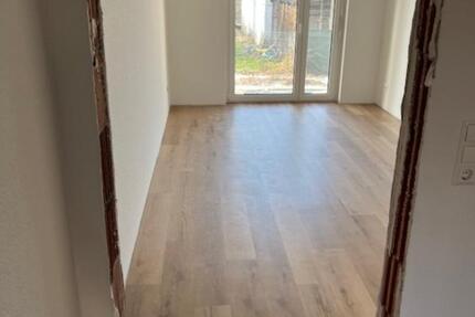 Wohnung Kehl - 3 Zimmer, 97 m&sup2;, 1.080&euro; | Angebot:25395876