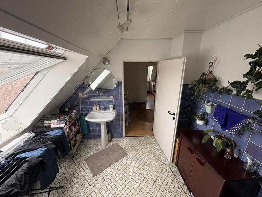 Lichtdurchflutete 80qm Wohnung City Nah