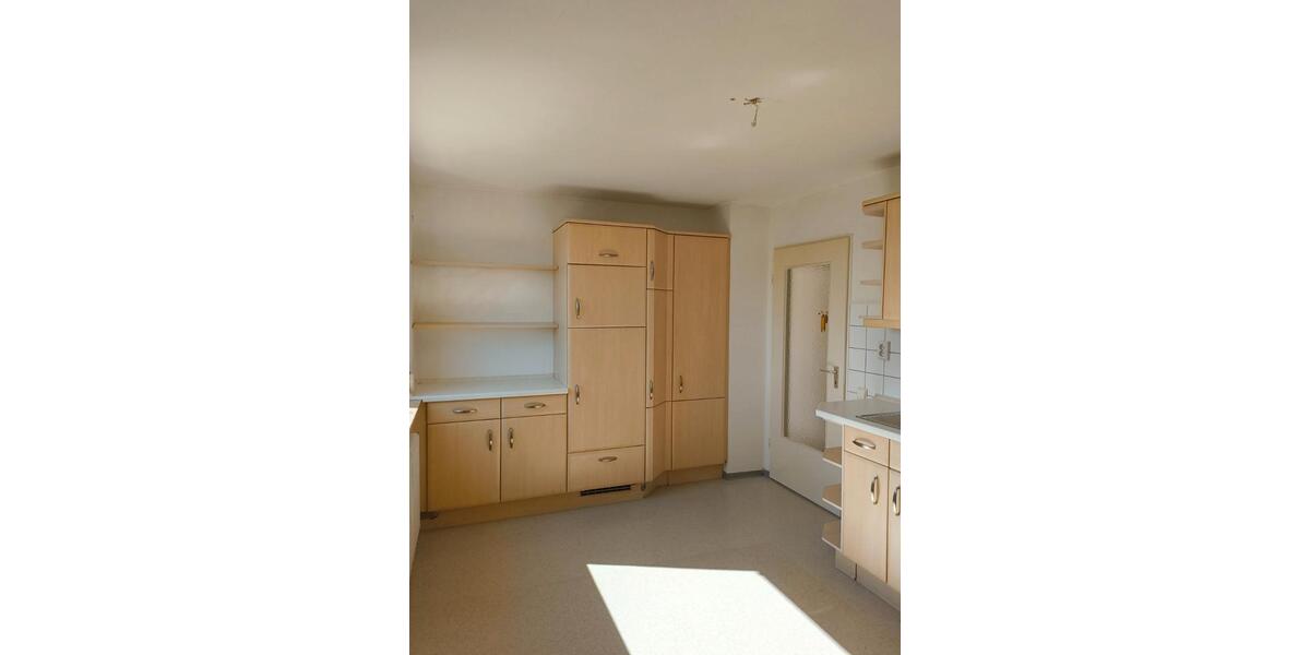 Etagenwohnung Nabburg - 3 Zimmer, 86 m&sup2;, 650&euro; | Angebot:26222497