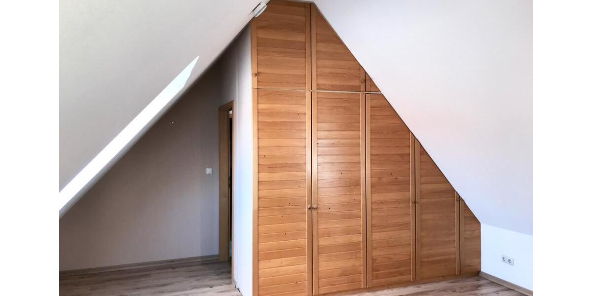 Etagenwohnung Hessisch Oldendorf - 4 Zimmer, 105 m&sup2;, 690&euro; | Angebot:24643451