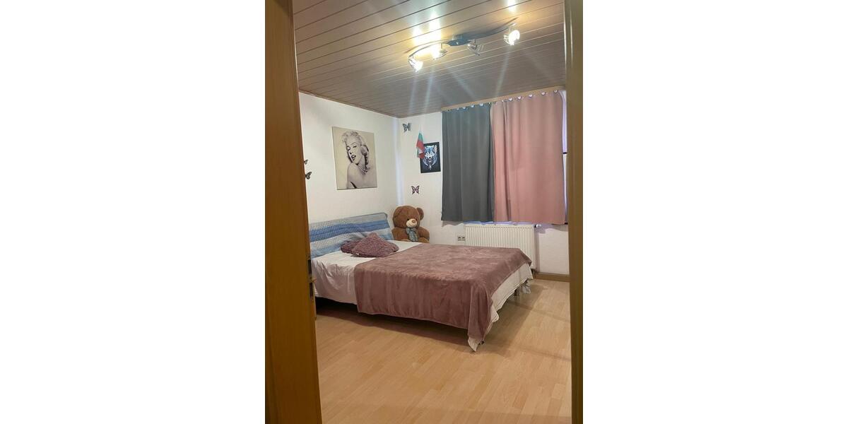 Dachgeschoßwohnung Aalen - 3 Zimmer, 78 m&sup2;, 800&euro; | Angebot:25856662