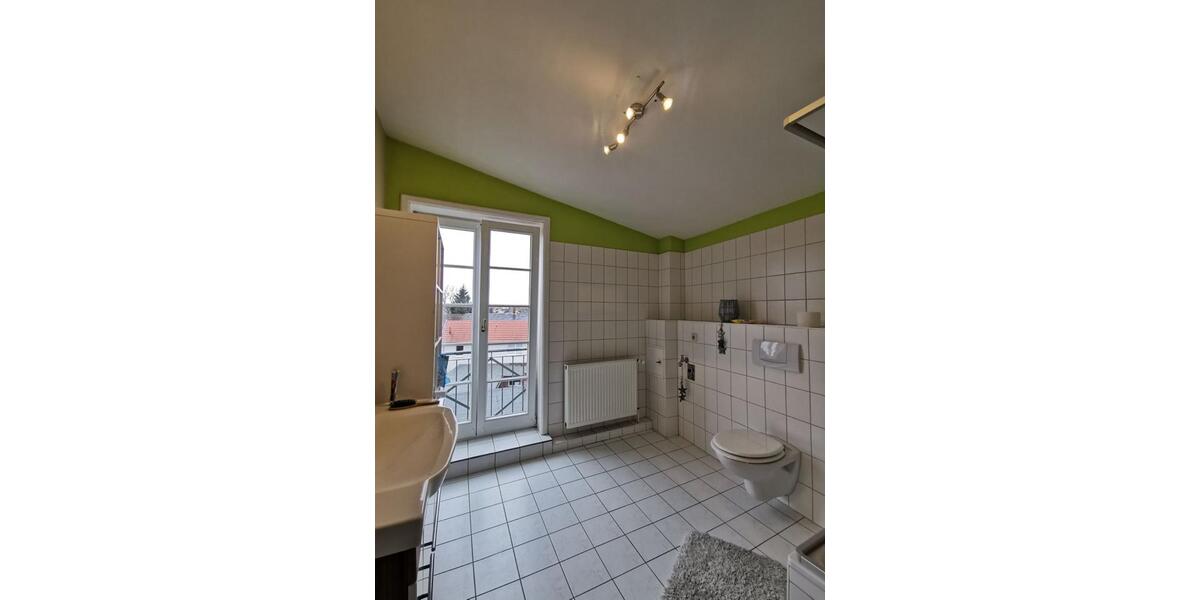 Dachgeschoßwohnung Grabow - 3 Zimmer, 80 m&sup2;, 600&euro; | Angebot:24807688