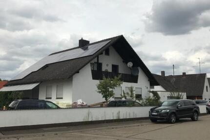 Helle 3-Zimmer-Wohnung mit Balkon EBK in Münchsmünster zimmer