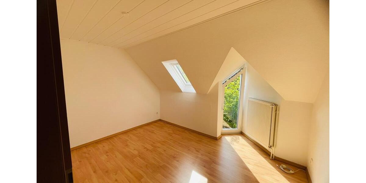 Dachgeschoßwohnung Celle Neustadt/Heese - 3 Zimmer, 77 m&sup2;, 850&euro; | Angebot:26470046