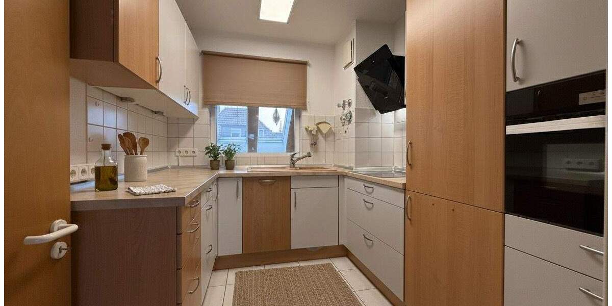 Etagenwohnung Sindelfingen Mitte - 2 Zimmer, 87 m&sup2;, 1.400&euro; | Angebot:24775668