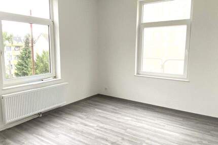 Kernsanierte & helle 2 Zi.-Whg. zum 01.01.! Jacobistraße! 2 zimmer