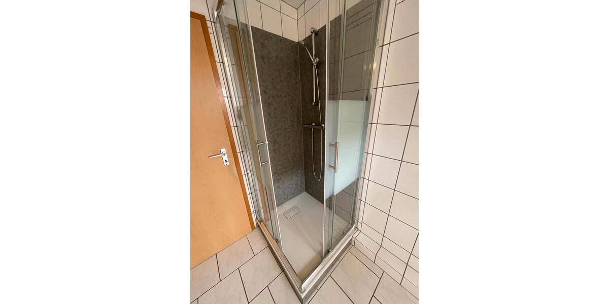 Etagenwohnung Saarlouis - 4 Zimmer, 105 m&sup2;, 900&euro; | Angebot:26096755