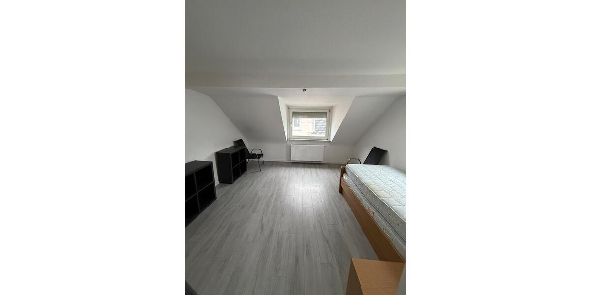 Dachgeschoßwohnung Hagen Hohenlimburg - 2 Zimmer, 60 m&sup2;, 450&euro; | Angebot:25085023