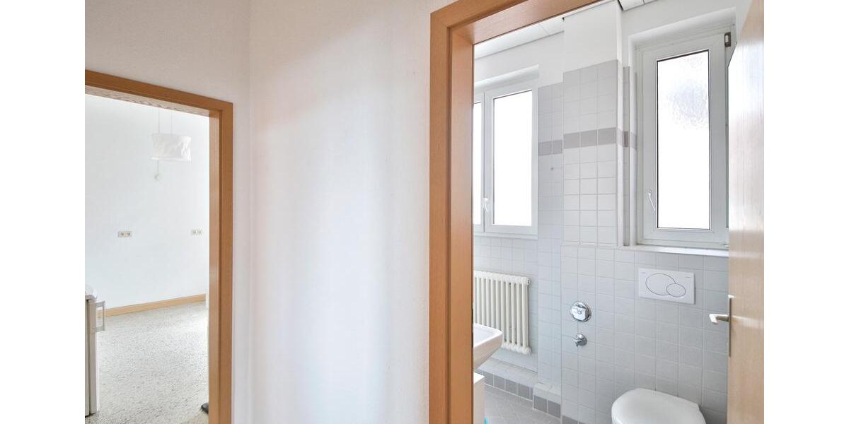 Etagenwohnung Pforzheim Weststadt - 3 Zimmer, 66 m&sup2;, 720&euro; | Angebot:25900796