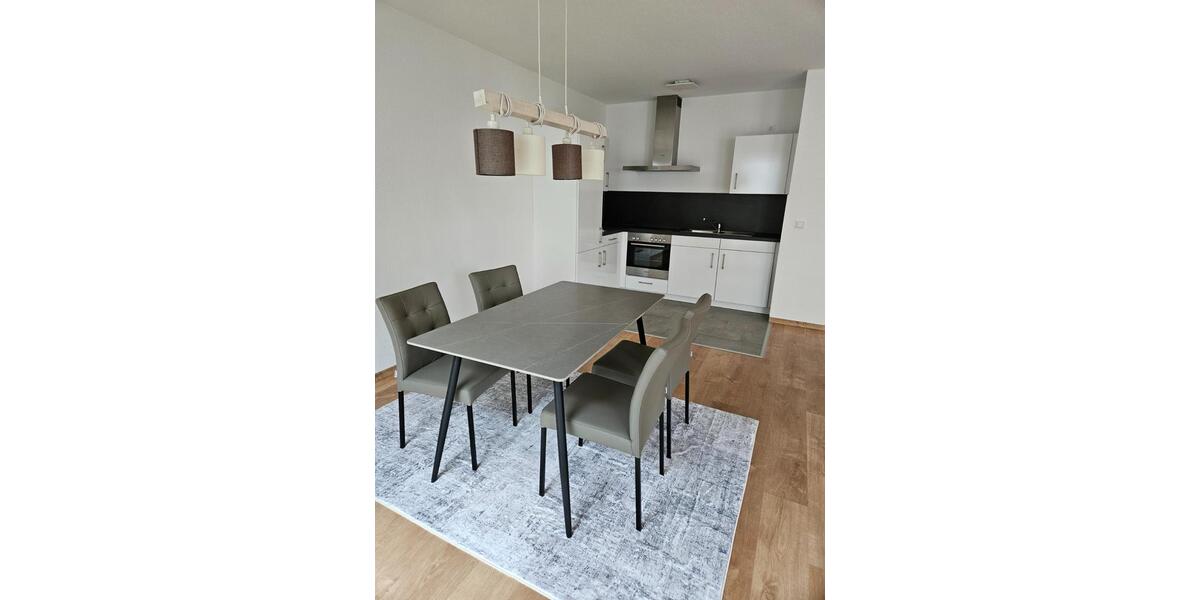 Hochparterre Steinbach (Taunus) - 2 Zimmer, 67 m&sup2;, 1.200&euro; | Angebot:24730504