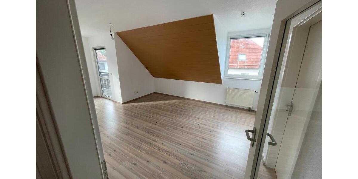 Dachgeschoßwohnung Wutha-Farnroda Farnroda - 3 Zimmer, 75 m&sup2;, 650&euro; | Angebot:26612248