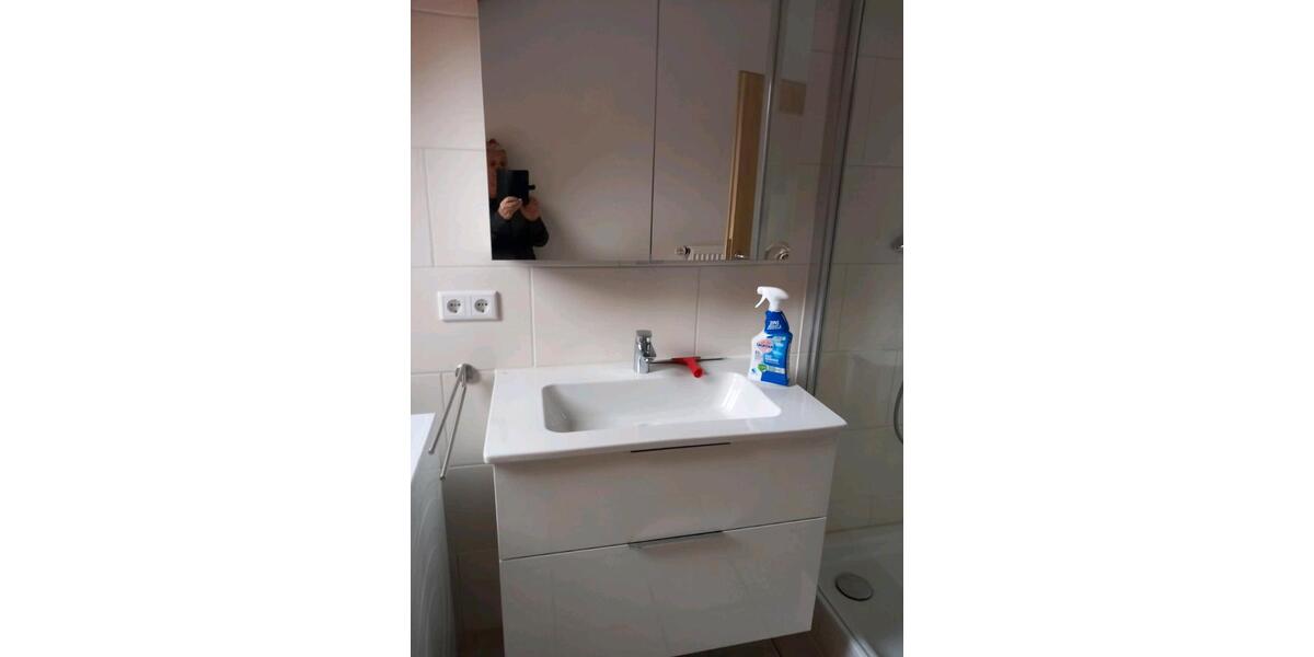Dachgeschoßwohnung Großmehring - 1 Zimmer, 24 m&sup2;, 550&euro; | Angebot:26484003
