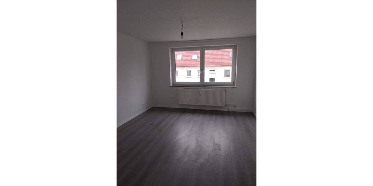 Etagenwohnung Ostrau - 3 Zimmer, 58 m&sup2;, 348&euro; | Angebot:25796168