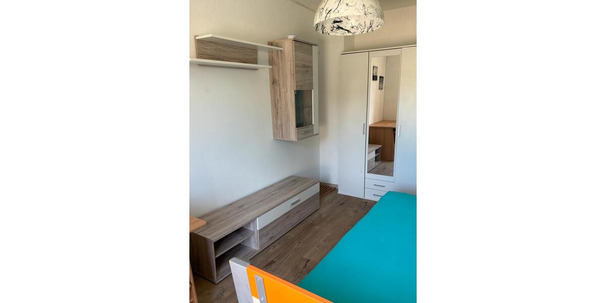 Wohnen auf Zeit Kronach - 1 Zimmer, 15 m&sup2;, 300&euro; | Angebot:26613326