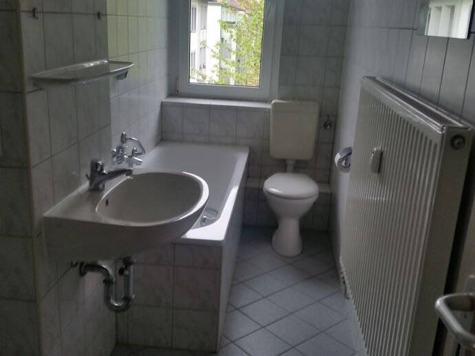 Etagenwohnung Dresden Striesen-Süd - 3 Zimmer, 66 m&sup2;, 583&euro; | Angebot:26188717