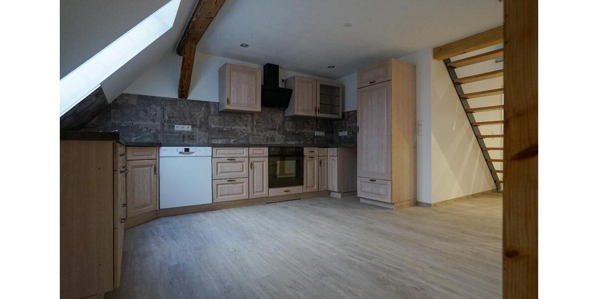 Dachgeschoßwohnung Neuhausen ob Eck - 3 Zimmer, 100 m&sup2;, 990&euro; | Angebot:24493311