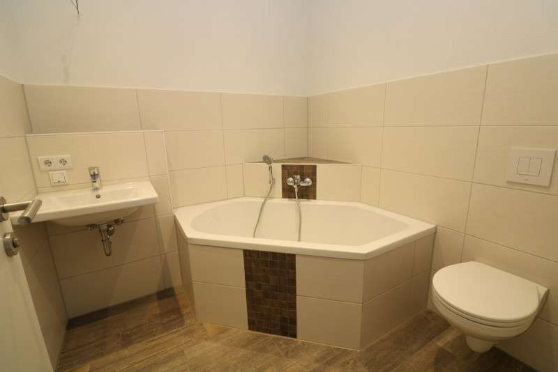 Etagenwohnung Freiberg Freiberg Nord - 4 Zimmer, 95 m&sup2;, 719&euro; | Angebot:25892100