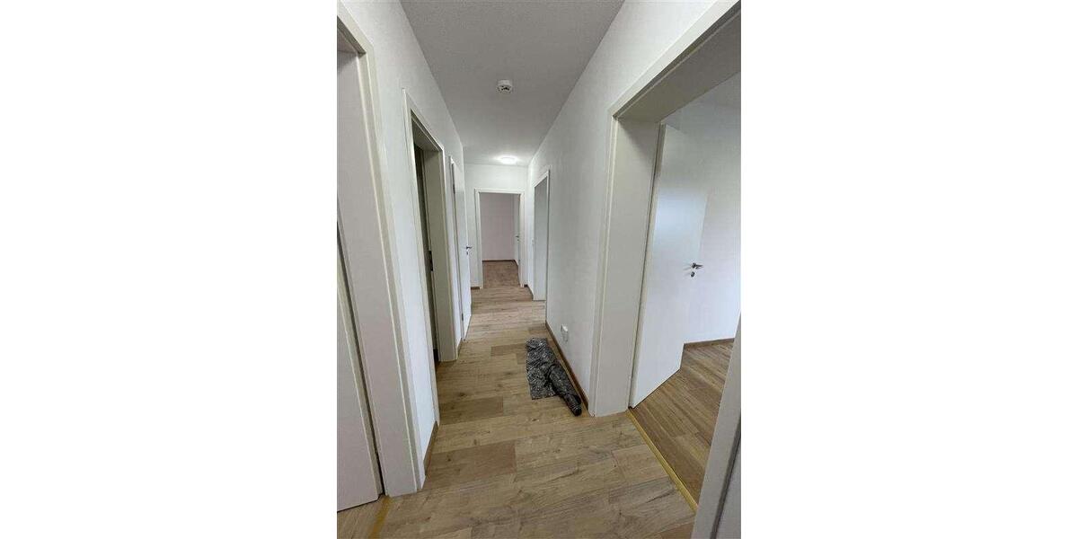 Etagenwohnung Birkenfeld - 3 Zimmer, 85 m&sup2;, 600&euro; | Angebot:25717746