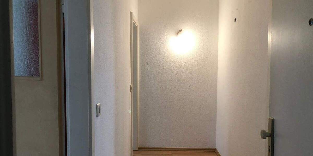 Etagenwohnung Bernburg (Saale) Bernburg - 2 Zimmer, 46 m&sup2;, 263&euro; | Angebot:25938751