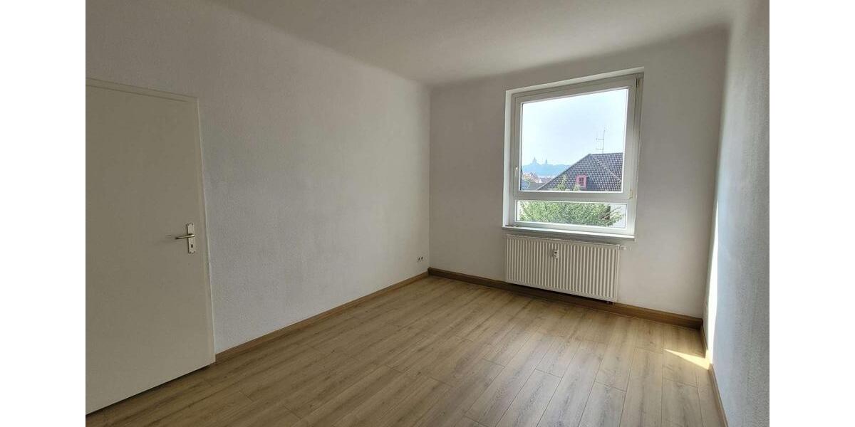 Etagenwohnung Gotha - 4 Zimmer, 93 m&sup2;, 650&euro; | Angebot:26647237